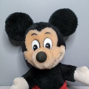 Vintage Mickey Mouse Plush Stuffed Animal Disneyland Walt Disney World Sitting